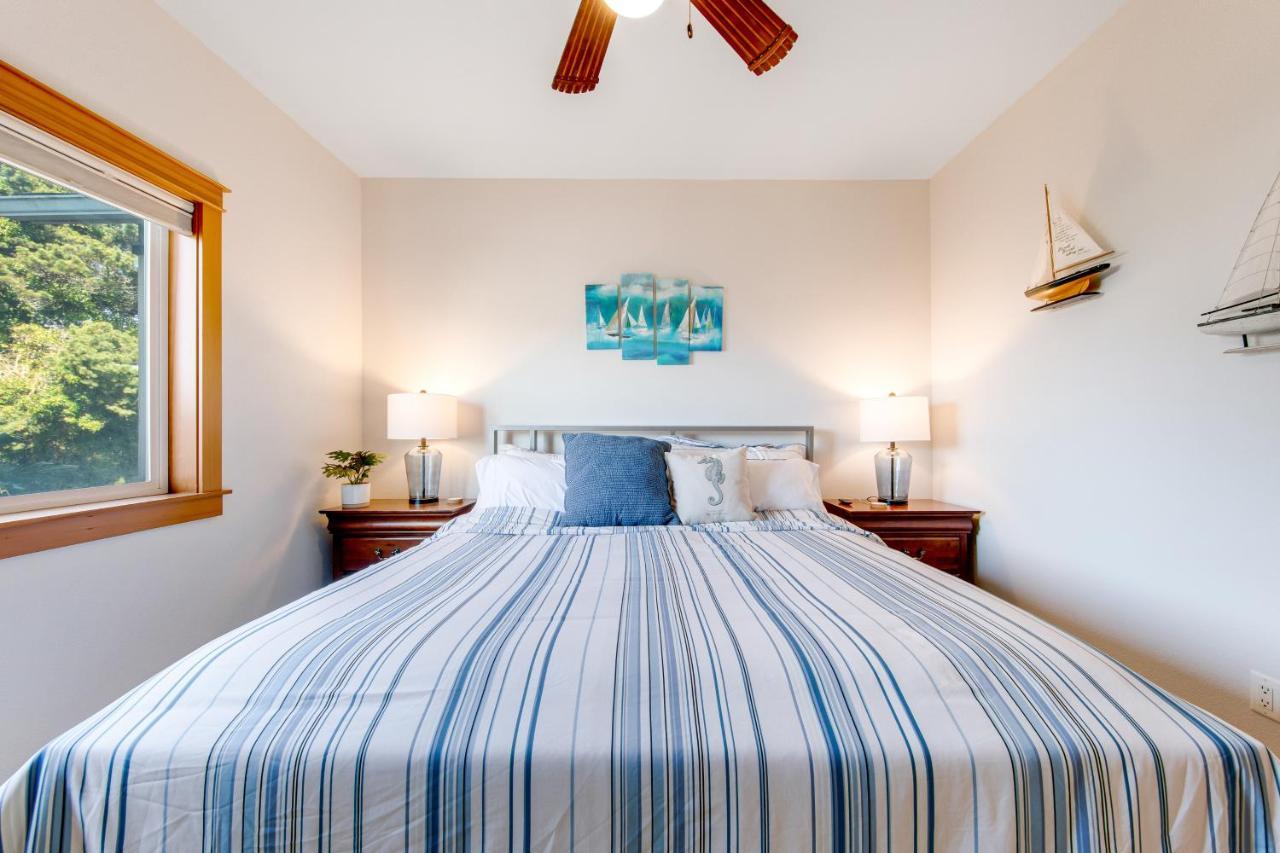 Blue Wave Heights Villa Lincoln City Buitenkant foto